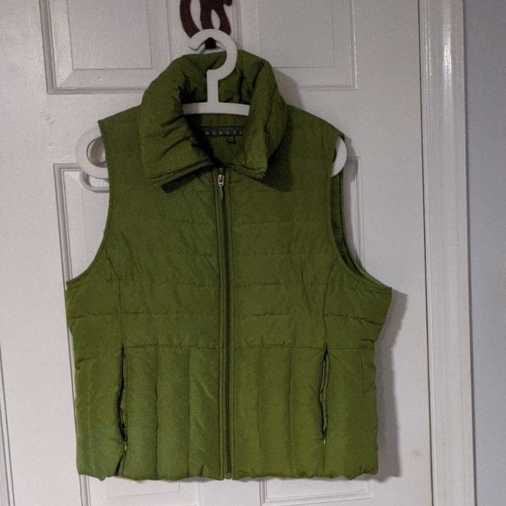 Kenneth Cole Reaction Green Puffer Vest, EUC